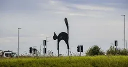 Bedfordshire's famous black cat to be removed from roundabout