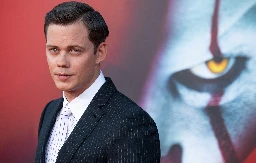 Bill Skarsgård will return as Pennywise in 'It' prequel series