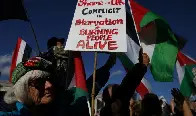 Pro-Palestine protesters shut down London's Tower Bridge