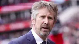 Van der Sar in intensive care after bleed on brain