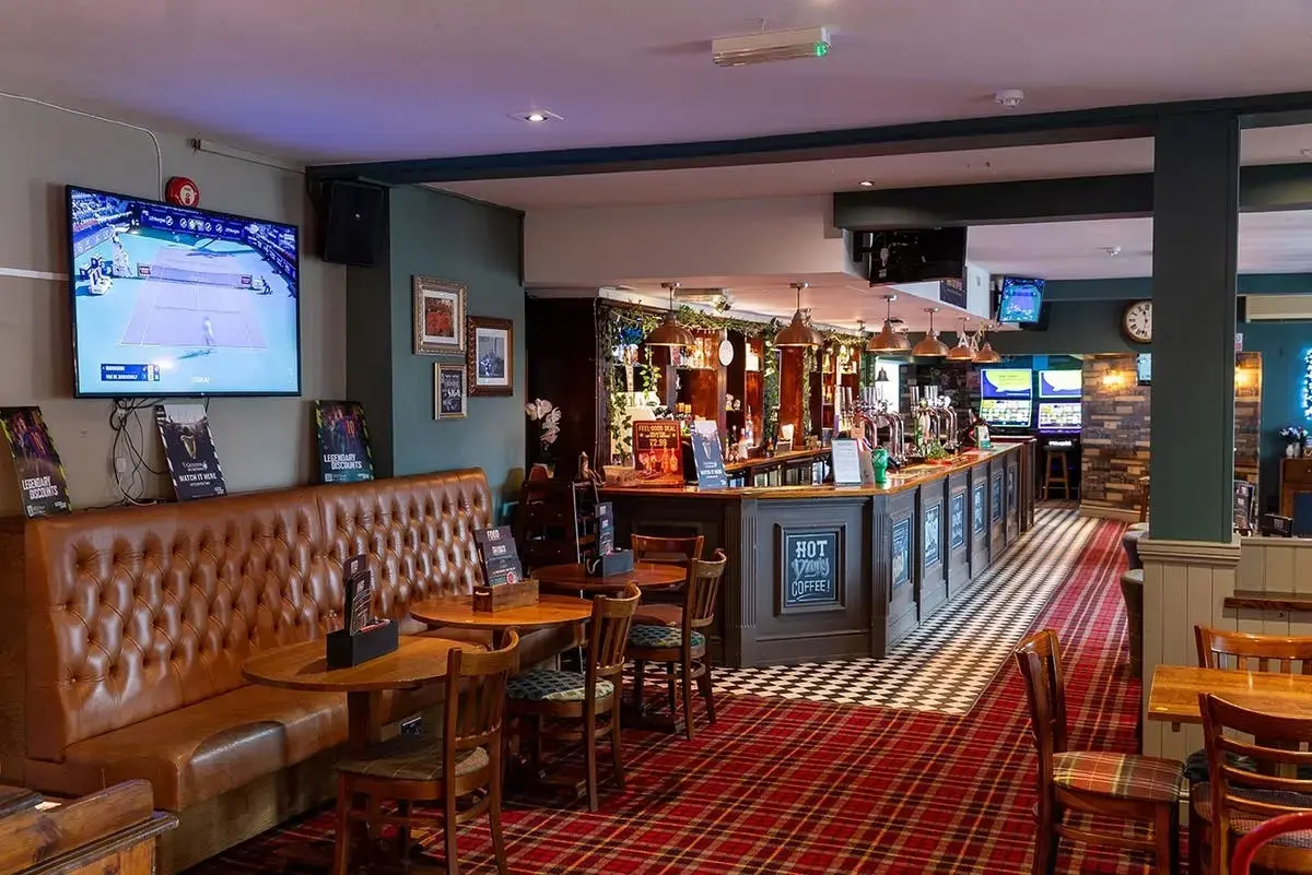 Thousands petition to keep pub’s ‘offensive’ name