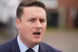 Streeting explains why Labour disagrees with Braverman on ending child benefit cap