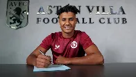 Ollie signs new contract!