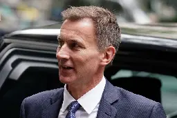 Hunt warns of benefit cuts for people who won’t ‘actively look for work’