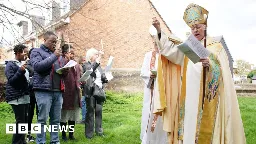 Palm Sunday: Archbishop of Canterbury leads Maidstone procession